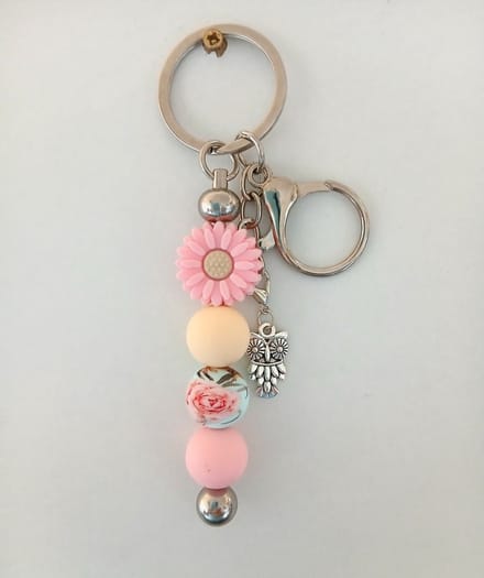 Sleutelhanger, tashanger met kralen | bloem, uil |roze