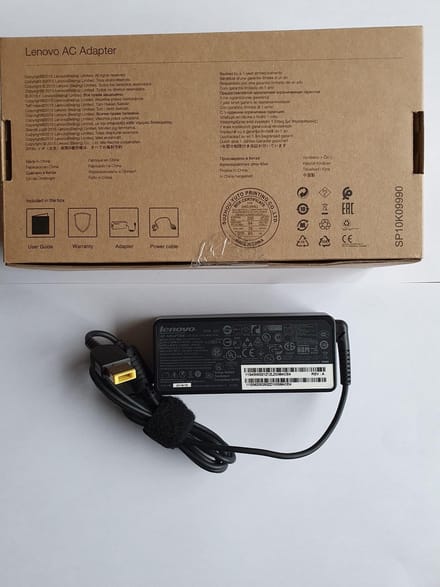 Lenovo 65W 3pin netvoeding & inverter Binnen