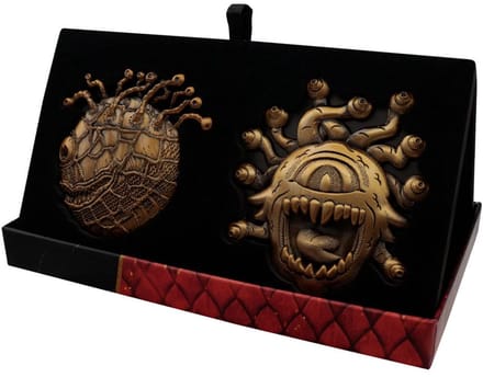 FaNaTtik Dungeons & Dragons Medallion Set 50th Anniversary Beholder Twin Edition Decoration