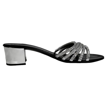 Giuseppe Zanotti Rhinestone-bedeckte Sleehakken in Zilveren Leer