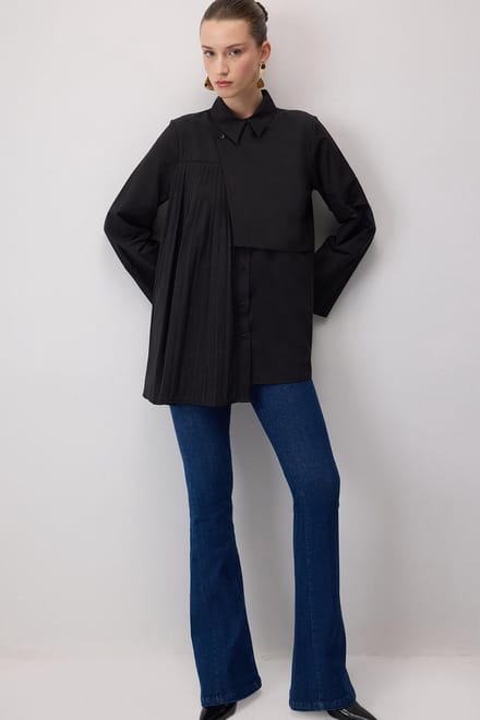 Touché Privé - Asymmetrische blouse met plooidetails - Zwart - Dames