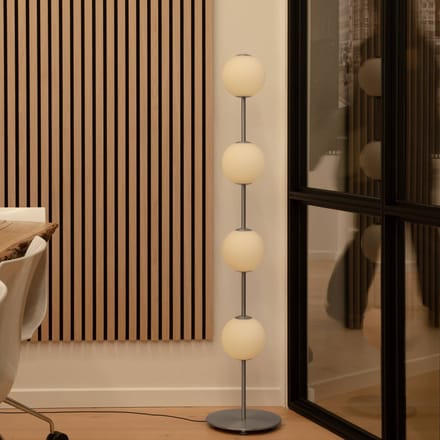 UMAGE LED vloerlamp Audrey, staalkleurig, hoogte 128 cm, 4-lamps.