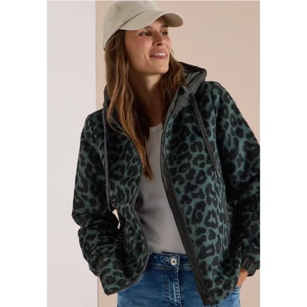 Jas met wol en luipaardprint