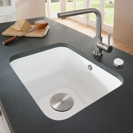 Villeroy & Boch Cisterna 60C undermount sink, drain set with excenter actuation 670602R1