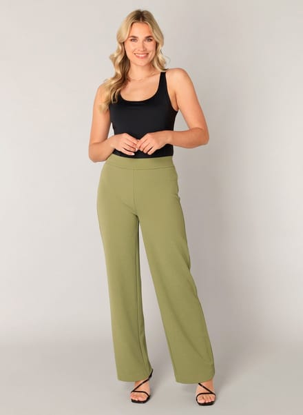 BASE LEVEL Yarah Broek - Green - maat W48 / L32