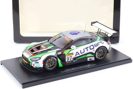 Aston Martin V12 Vantage #97A Bathurst 12 Hours Endurance Race 2015 - 1:18 - AUTOart