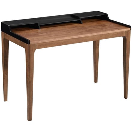 Bureau Tania | NADUVI Collection