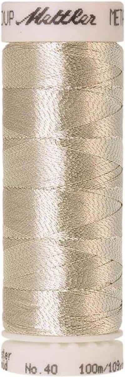 AMANN METALLIC GAREN, ZILVER, 100M, Col. 2701, PER KLOSJE.