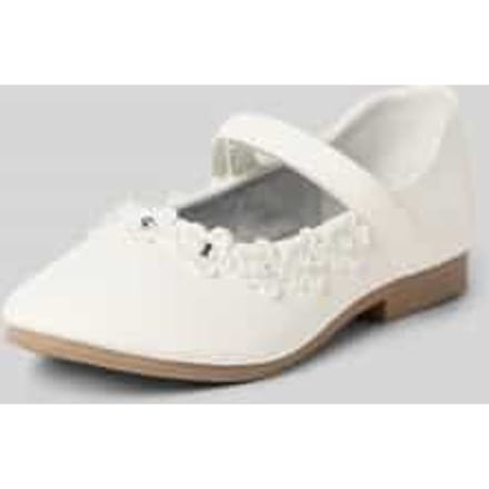 Ballerina met siergarnering