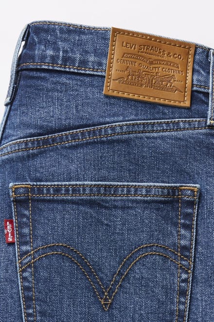 Levi's Ribcage Bermuda Shorts Blue Taglia: W26 | Pantaloncini Outlet | Donna | Blu