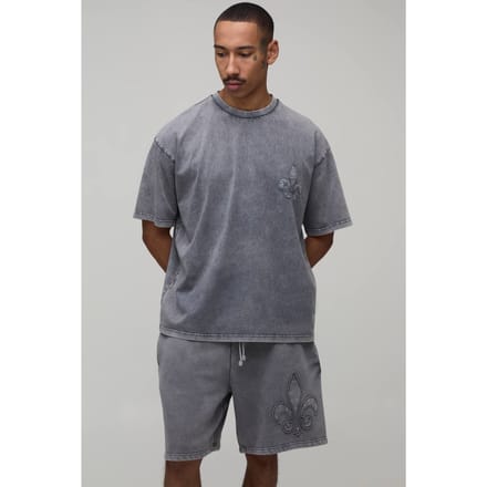 Oversized Gothic Fleur De Lis Applicatie Gewassen T-shirt & Wijde Korte Broek Set | Washed Charcoal | Size Medium