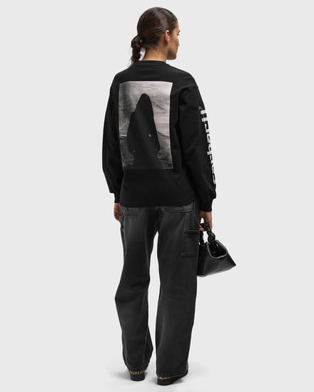 WMNS L/S Archive Script Tee