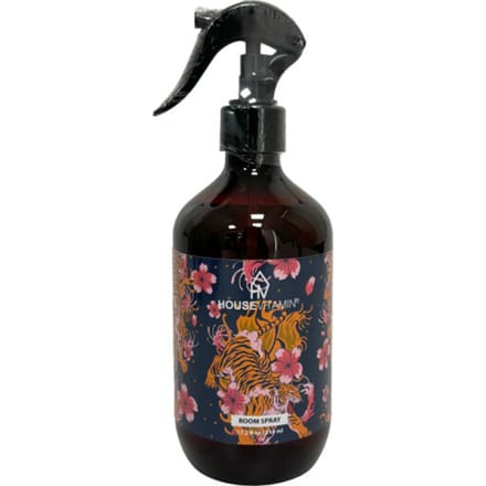 Housevitamin – Roomspray 500 ml – Kruidig – Luxe Interieurparfum – Geurboost & Cadeau!