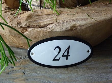 Emaille huisnummer 10x5 wit nr. 24