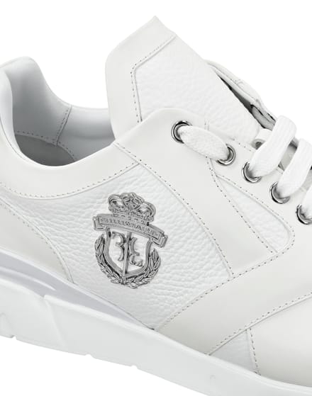 Runner Crest