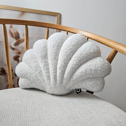 Decordruk Soft Loop - Sierkussen - Witte Muschel - 35x50 cm - Boucle Stof