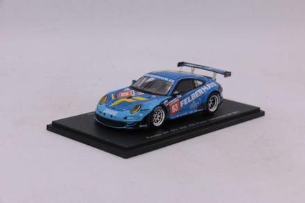 Porsche 997 GT3 RSR #63 Proton Competition LM 2011 - 1:43 - Spark