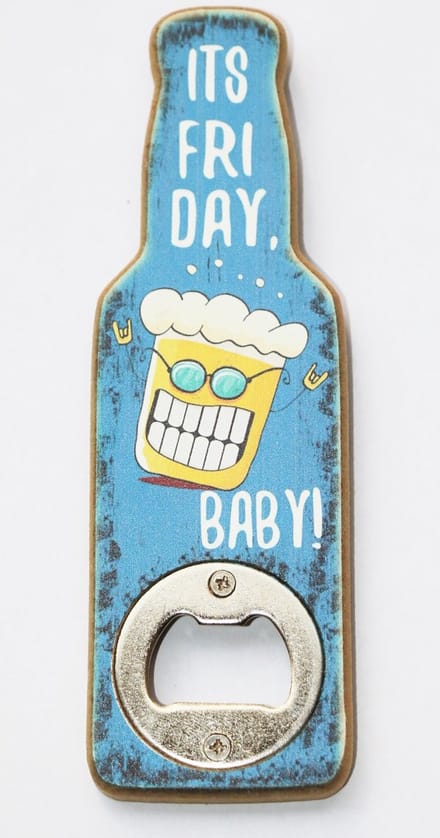 Houten Flesopener met "Its Friday Baby"