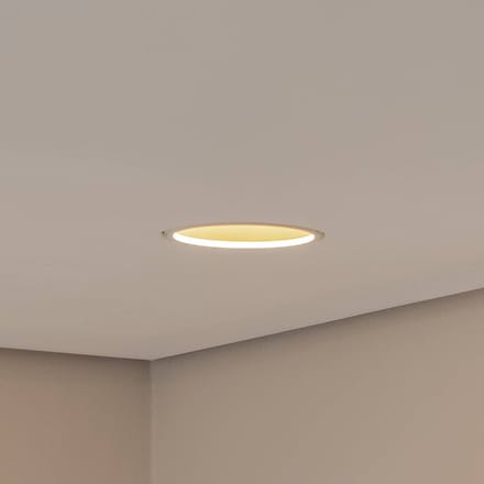 Bega LED plafondinbouwspot Studio Line, wit/messing, gegoten aluminium
