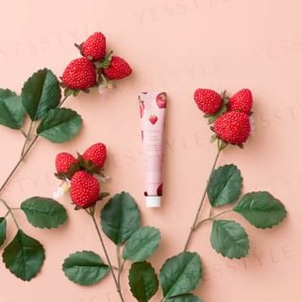 Daily Aroma Japan - Strawberry Mini Hand Cream 20g