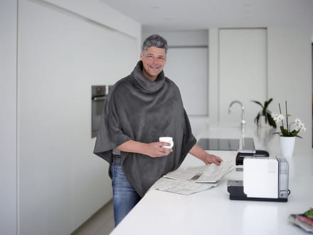 Moodit Poncho Fleece, Donker Grijs - 80 x 80 cm - Polyester
