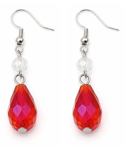 Oorhangers met rode druppelvormige kristal hanger