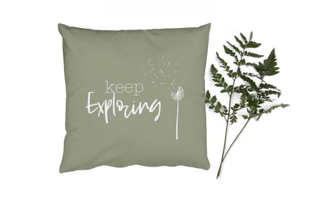 Sierkussens - Kussentjes Woonkamer - 45x45 cm - Spreuken - Quotes - Keep exploring - Reizen