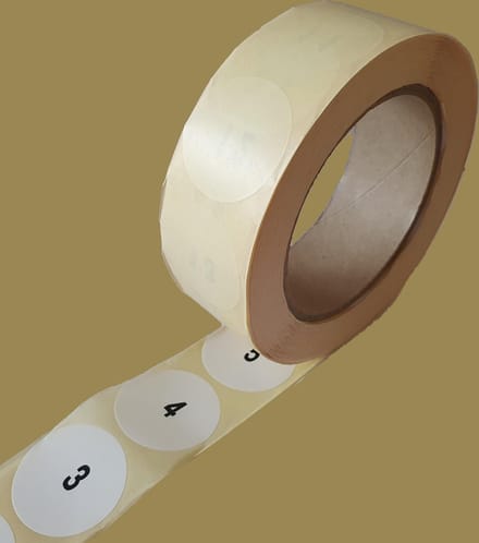 Genummerde etiketten op rol, 35 mm rond, mat wit papier / 1001 t/m 2000