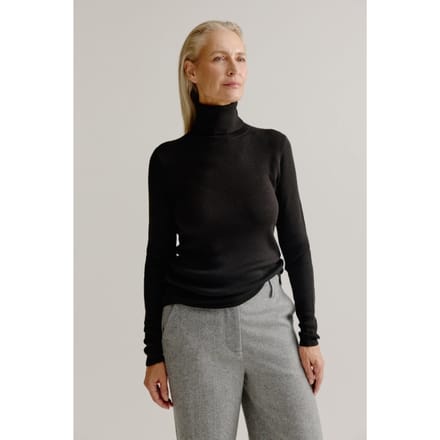 Josephine & Co Saar Sweater Black Maat: XXL | Sweaters Outlet | Dames | Zwart