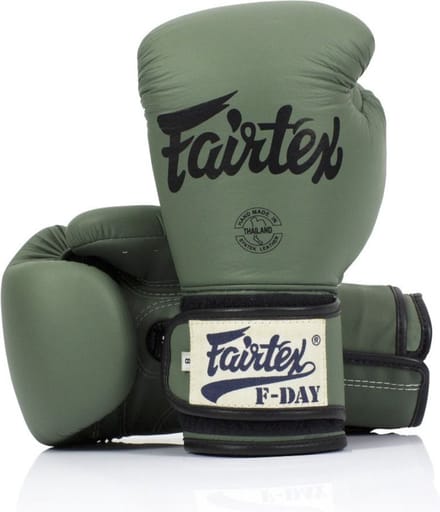 Fairtex (kick)bokshandschoenen F-Day Limited Edition 16oz