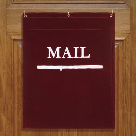 Efficiënte Post Organizer voor Deurbrievenbussen - Geleverd in Maroon