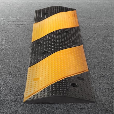 Rubberen Rijbaandrempel - Antislip Vloerdrempel 1m met Snelheidsbegrenzing
