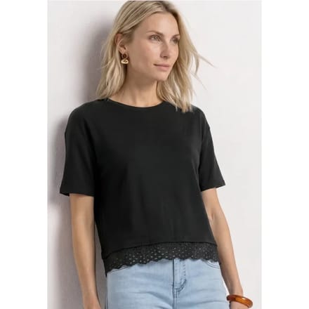 Shirt met ronde hals en kant
