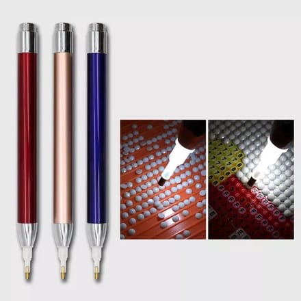 Diamond painting pen met licht - Rood - Diamond painting by Wietske