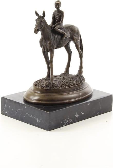 BRONZEN BEELD VAN EEN PAARD EN RUITER