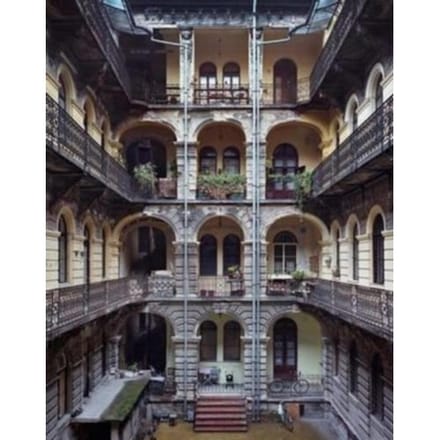 Yves Marchand/Romain Meffre: Budapest Courtyards - Yves Marchand