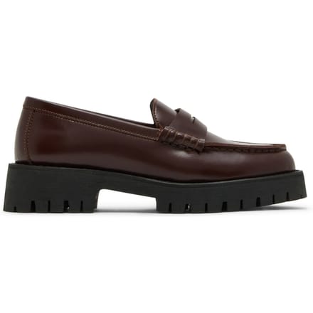 Steve Madden Langsten Flat Shoes Burgundy Maat: 41 | Instappers Outlet | Dames | Bruin