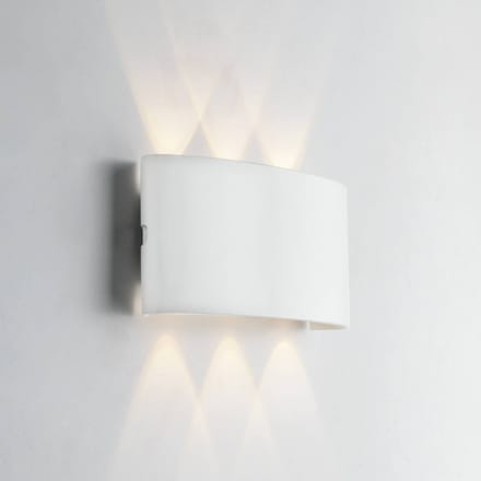 INTEC LED buiten wandlamp Betle, wit, breedte 17 cm, metaal, CCT