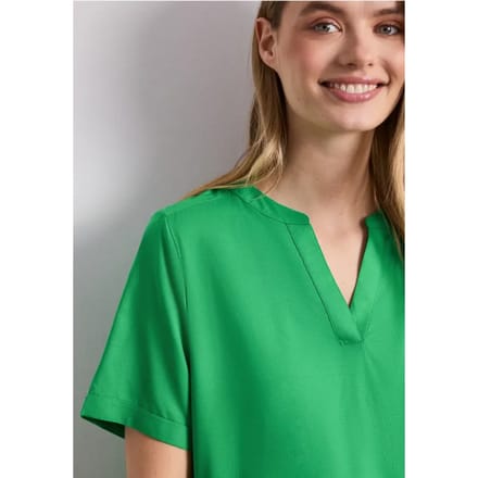 Blouse met gespleten hals en omslag
