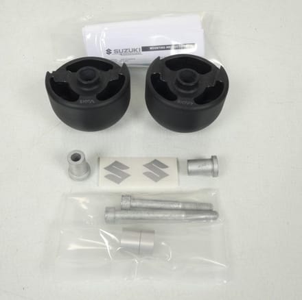 paar d&g suzuki gsr 600 2006-2011 carterbumper 990d0-44g40-000