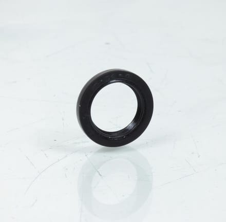 Een keerring krukas motor 17x24x4mm voor bromfiets MBK