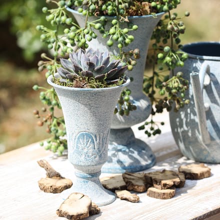 Decoratieve kelk antiek wit blauw metaal tafeldecoratie Ø11cm H17.5cm