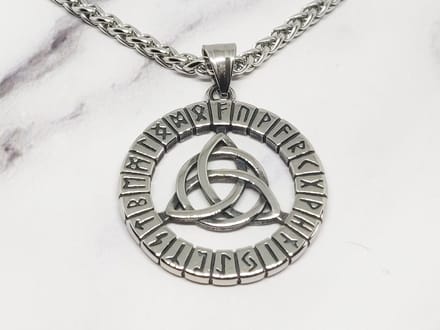 Mei's - Viking Runic Trinity - ketting heren - runen - RVS zilver - 70 cm