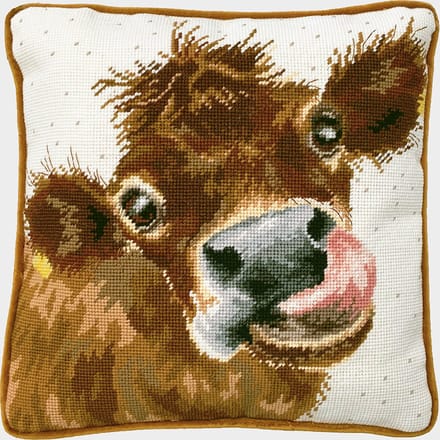 Bothy Threads borduurkussenpakket Moo zegt de Koe.. THD48 voorbedrukt