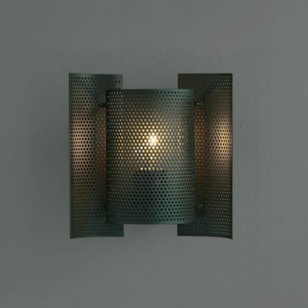 Northern Butterfly Wandlamp Geperforeerd Groen