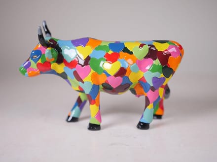 CowParade | Heartstanding Cow | Small (Als u 3 klein koopt krijgt u 1 gratis)