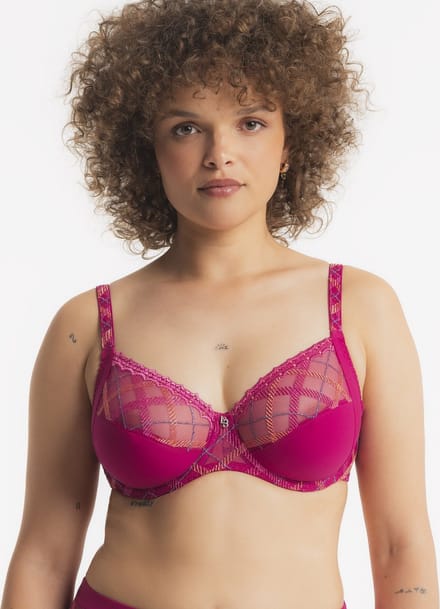 Louisa Bracq Albanach Volle Cup BH Fuschia Rood 85 E