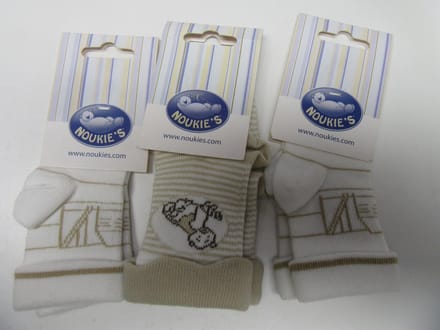 3pack sokken van noukie's wit met beige  3-6maand