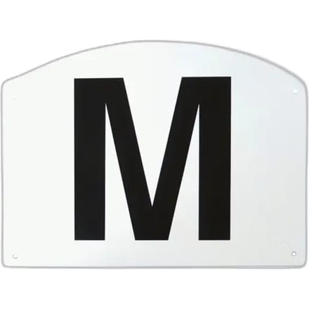 Plastic reclamebord met 12 carrouselletters Hippotonic