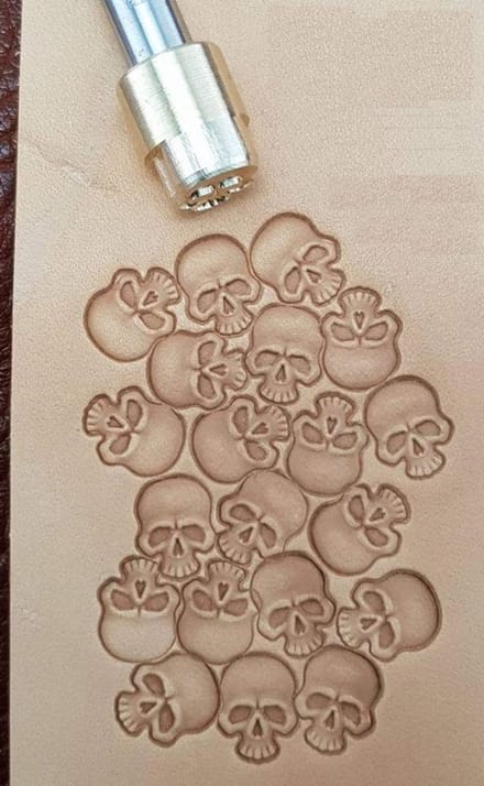 Leer Stempel - Stempel Gereedschap - Leer Bewerken - Schedel Design - 10 x 1 cm - Messing